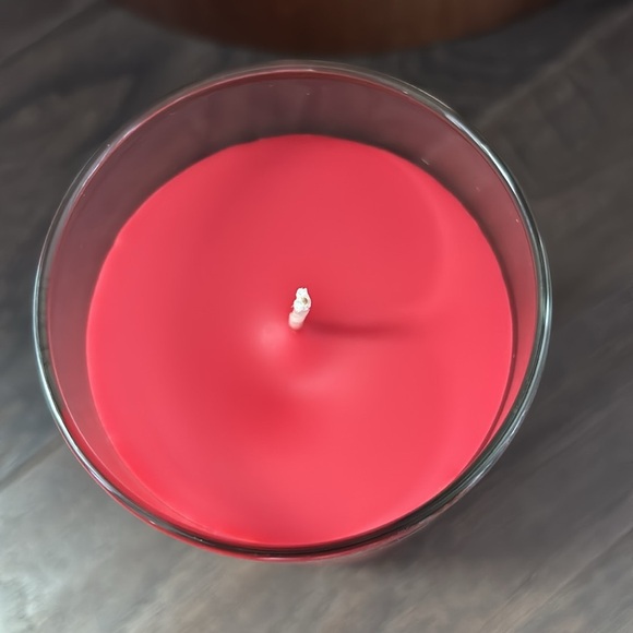 Yankee Candle Big Apple Christmas,1 wick, Candy Apple, Festive Spices, Sugarcane - Picture 3 of 4